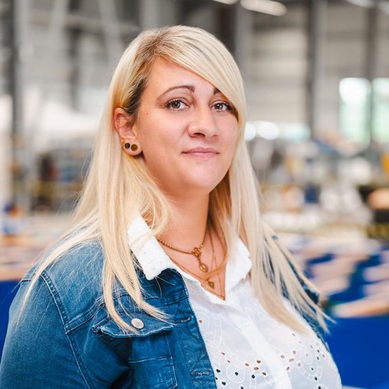 Unterschütz Mitarbeiterin Franziska Kühling verantwortlich für Ersatzteile und Service